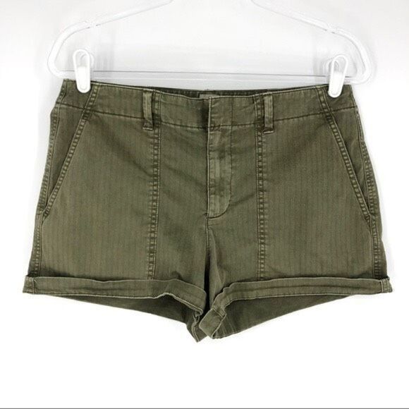 ✨Gap 3” Utility Shorts Olive Green✨ - Picture 2 of 7